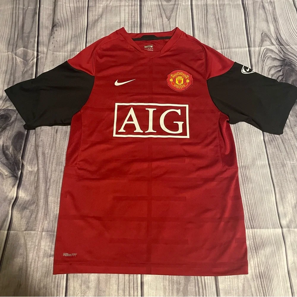 Nike AIG Soccer Manchester United Jersey - Picture 1 of 5